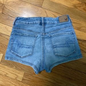 AE lightwash super super stretch high rise shorts